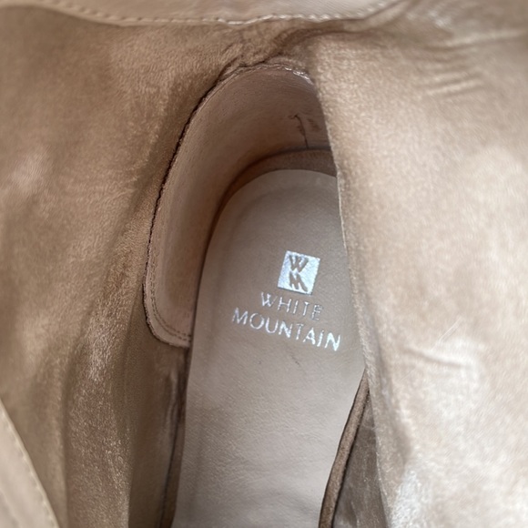 White Mountain Dara Peep Toe Faux Suede Ankle Boots, Size 9.5M - Picture 14 of 15